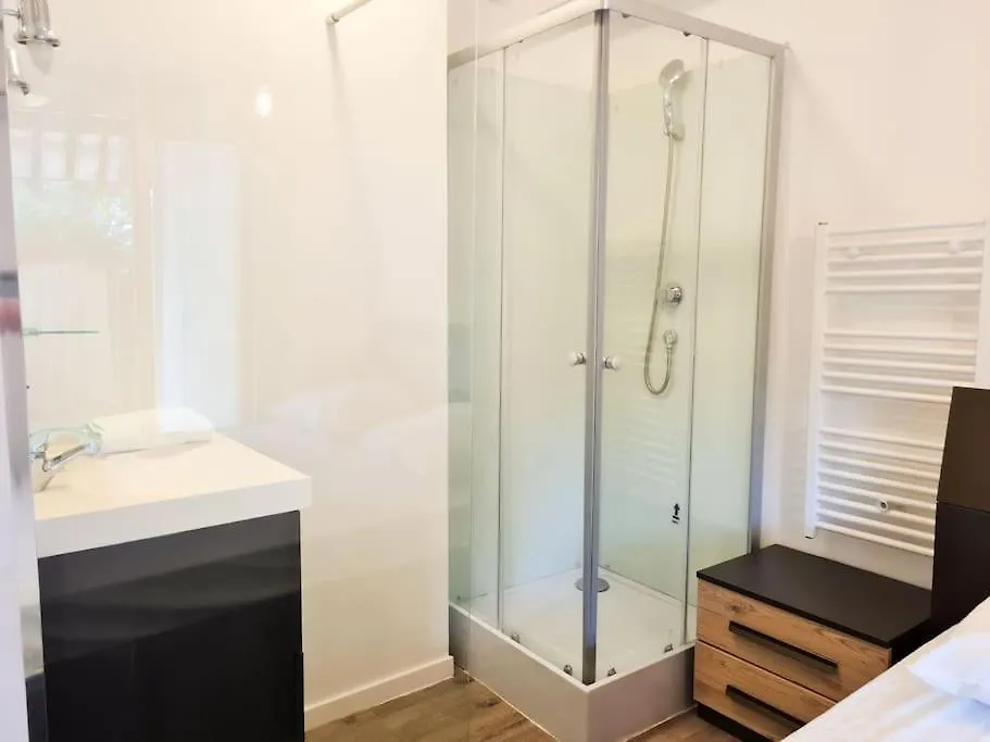 Appartement Avec Terrasse Et Piscine Nice