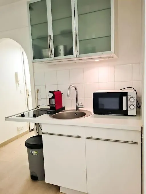 Apartment Appartement Avec Terrasse Et Piscine Nice